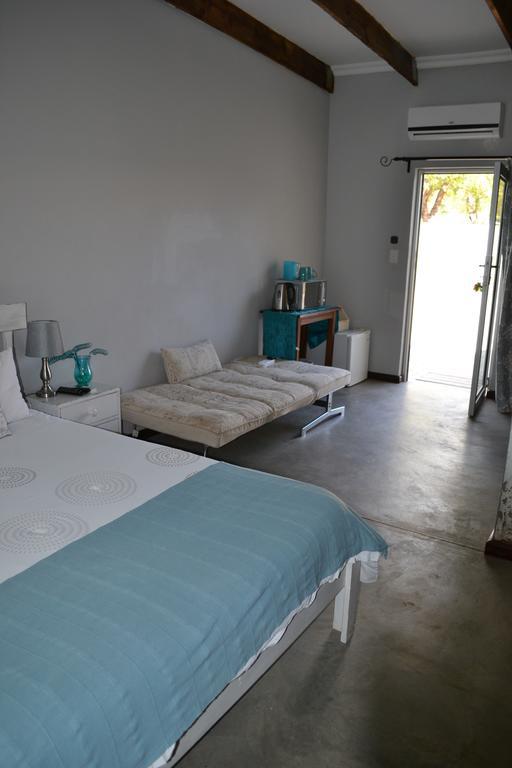 Travel North Guesthouse ツメブ エクステリア 写真